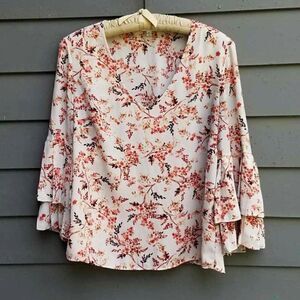 Rose & Olive Tan Brown Floral Pop Top with Pleated Sleeves size Medium